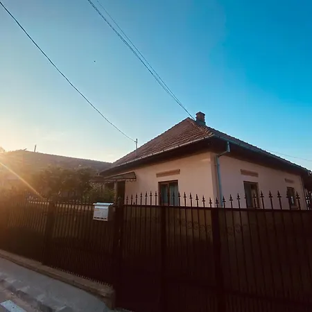 La Bunica Calimanesti